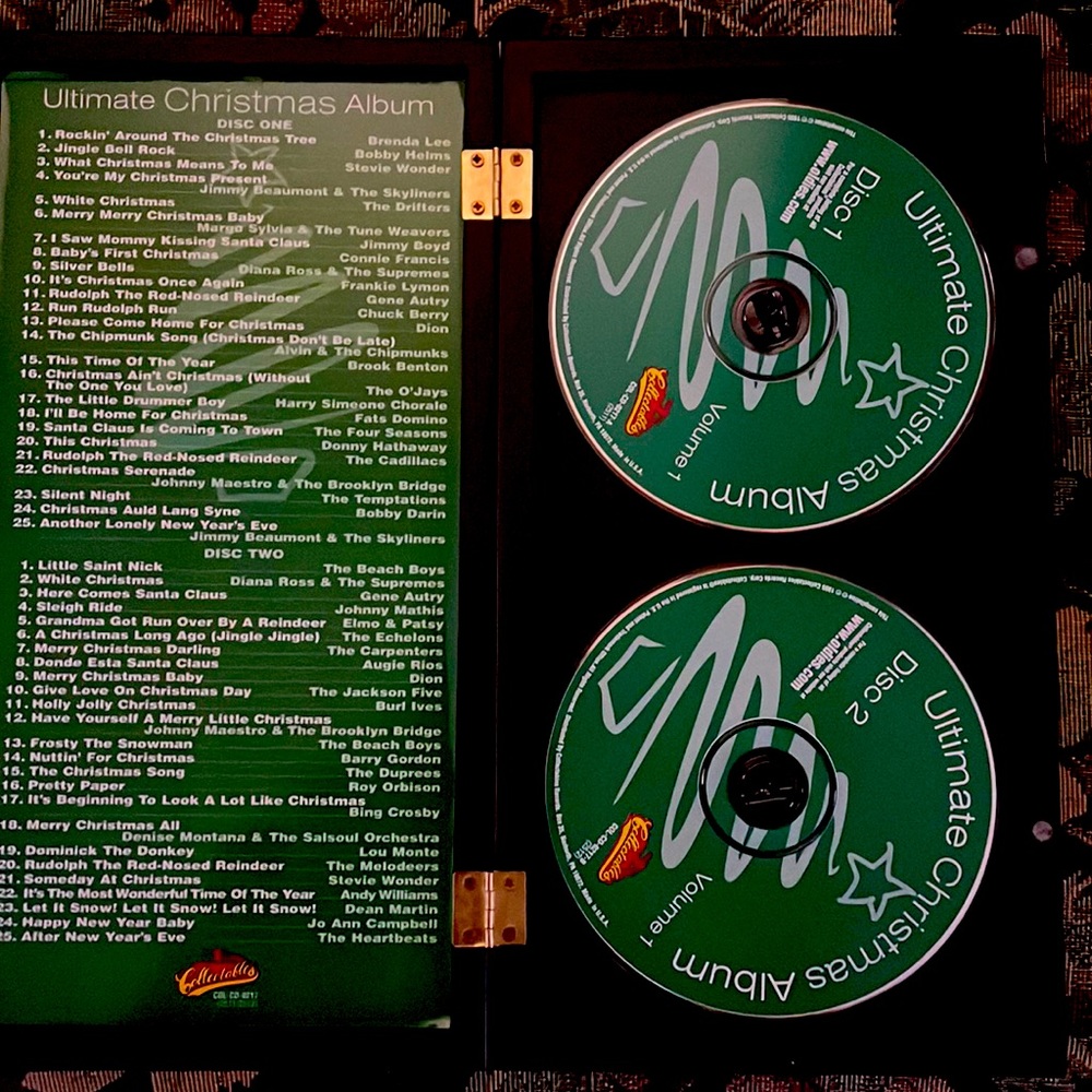 Beautifully encased 2 disc album with 25 Christmas songs.